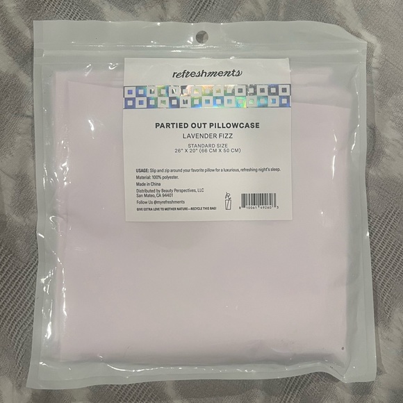ipsy Other - Brand New refreshments PARTIED OUT PILLOWCASE LAVENDER FIZZ